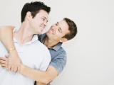 Scientific American namawia gejów do całowania!
